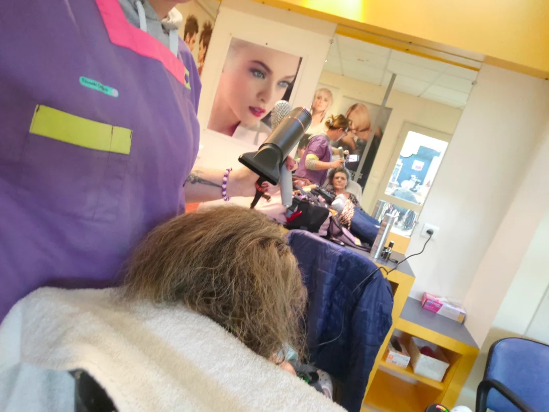 Diversite Coiffure Coiffeuse A Domicile Specialisee A Morlaix IMG20251210111554